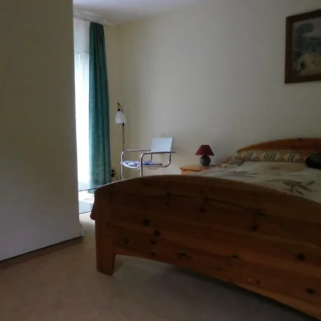 Pension/bed And Breakfast Pangea Alojamento de Acomodação e Pequeno-almoço *